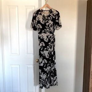 Roxy floral wrap maxi dress, size M